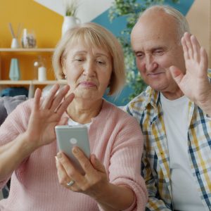 Le vieillissement de nos parents, on en parle ?